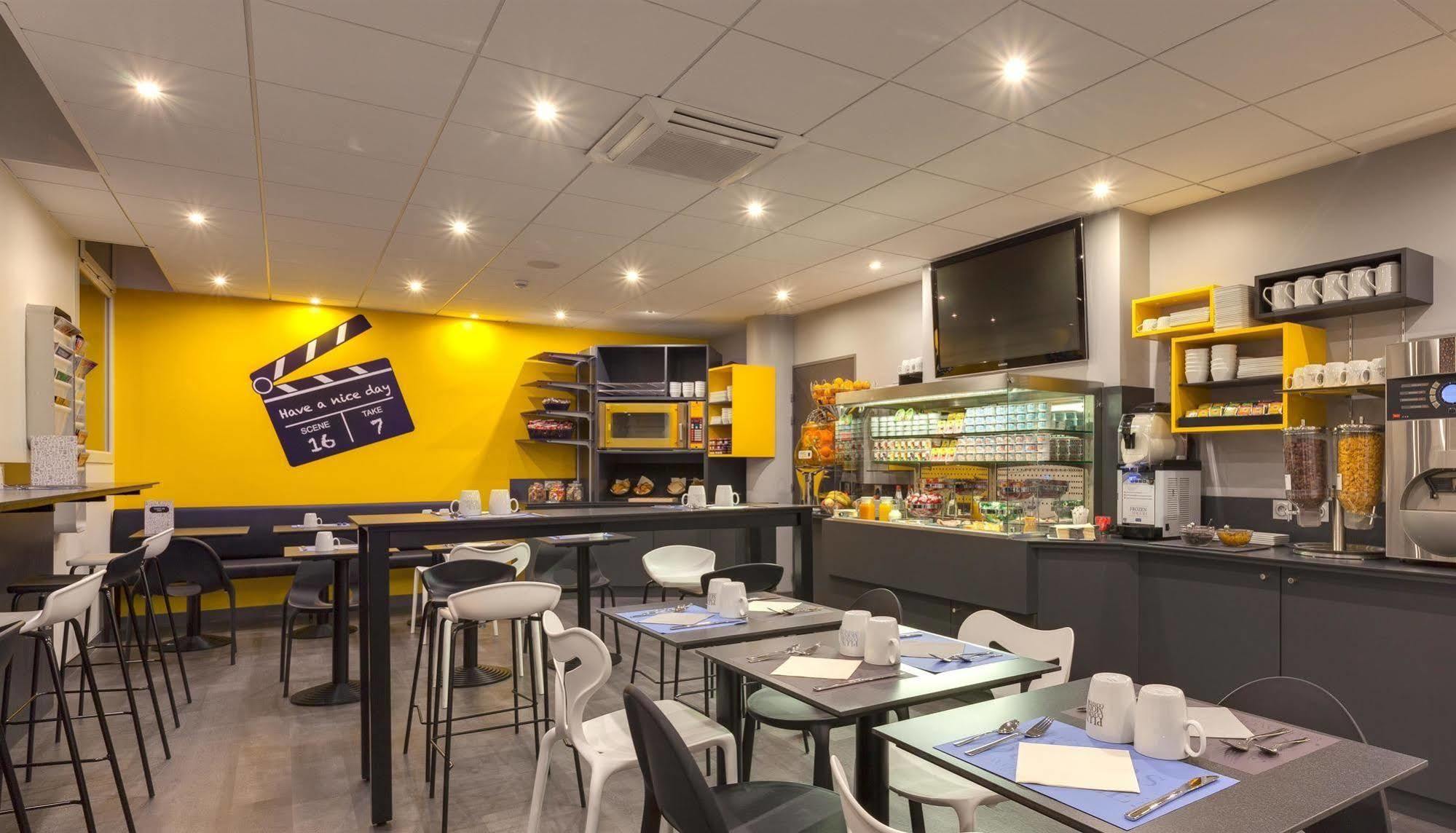 Hotel Kyriad Rennes Centre Gare Bagian luar foto