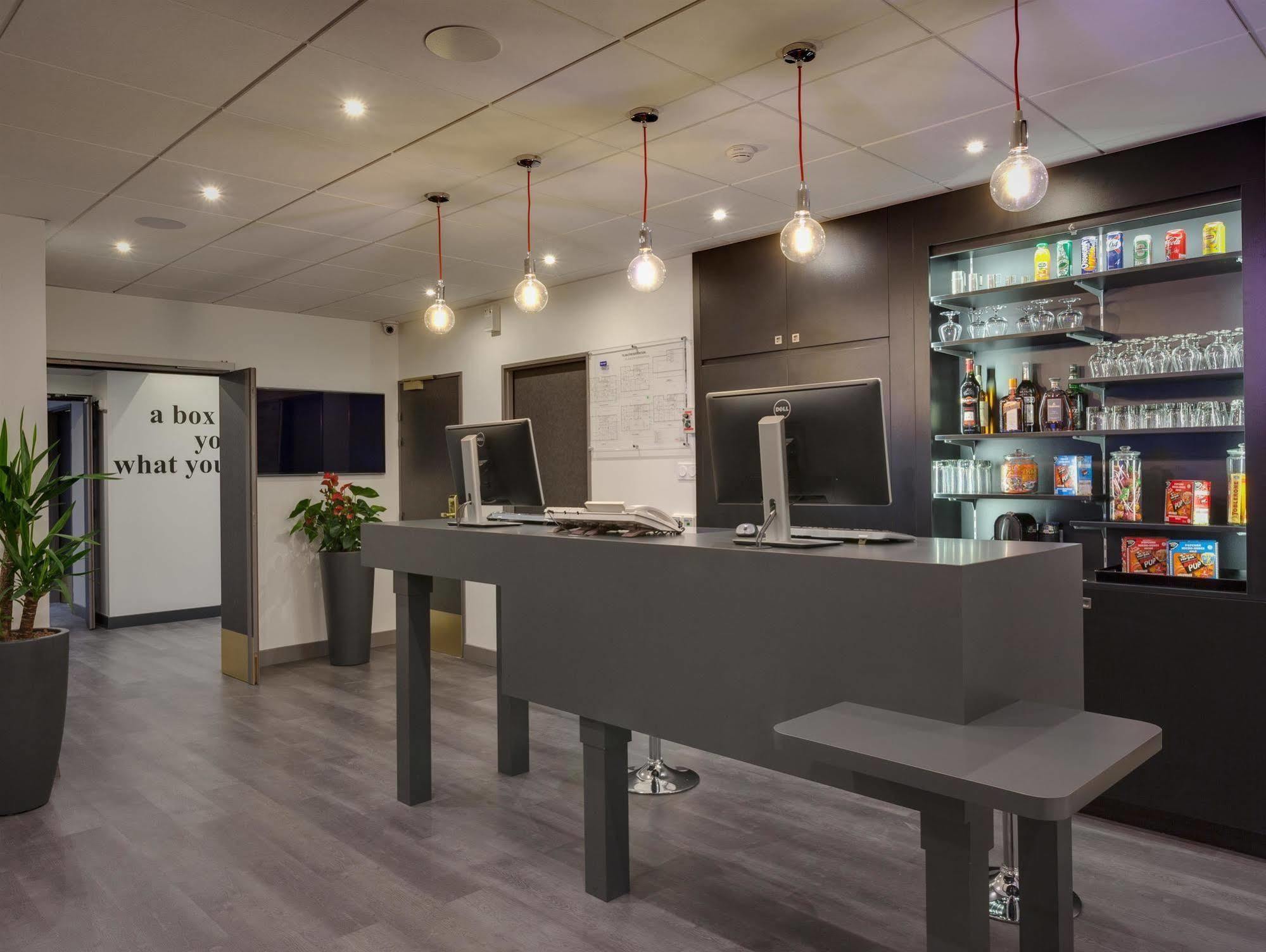 Hotel Kyriad Rennes Centre Gare Bagian luar foto